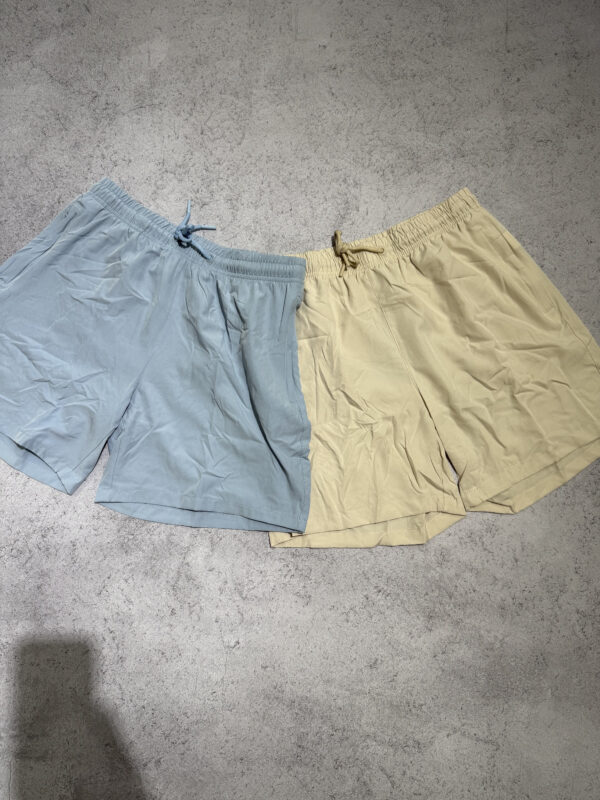 Short de baño con cierre en bolsillos