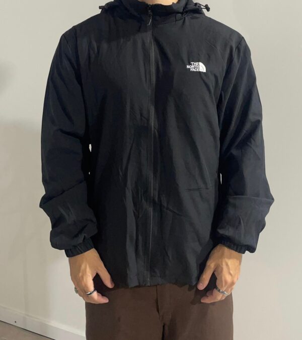 Campera rompevientos The North Face